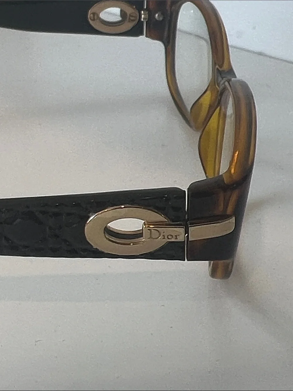 Dior vintage Women’s Tortoiseshell Oval Glasses - Brown/Black